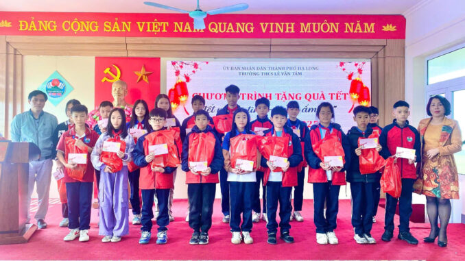 XUÂN 2025